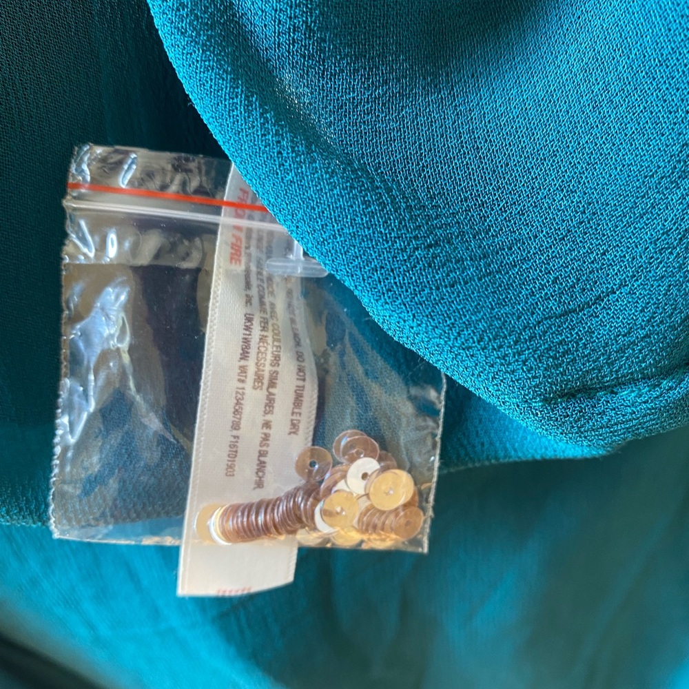 Dress - Picture 10 of 13